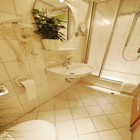 Hotel Kohlers Engel 3*