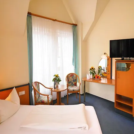 Kohlers Engel Hotel 3*