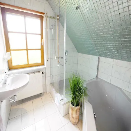 Hotel Kohlers Engel 3*